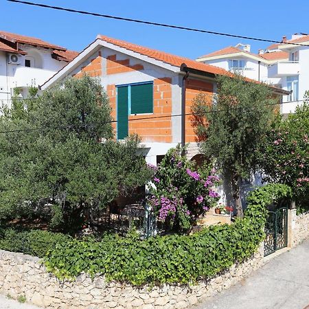 Apartments By The Sea Okrug Gornji, Ciovo - 1111 Trogir Exterior photo