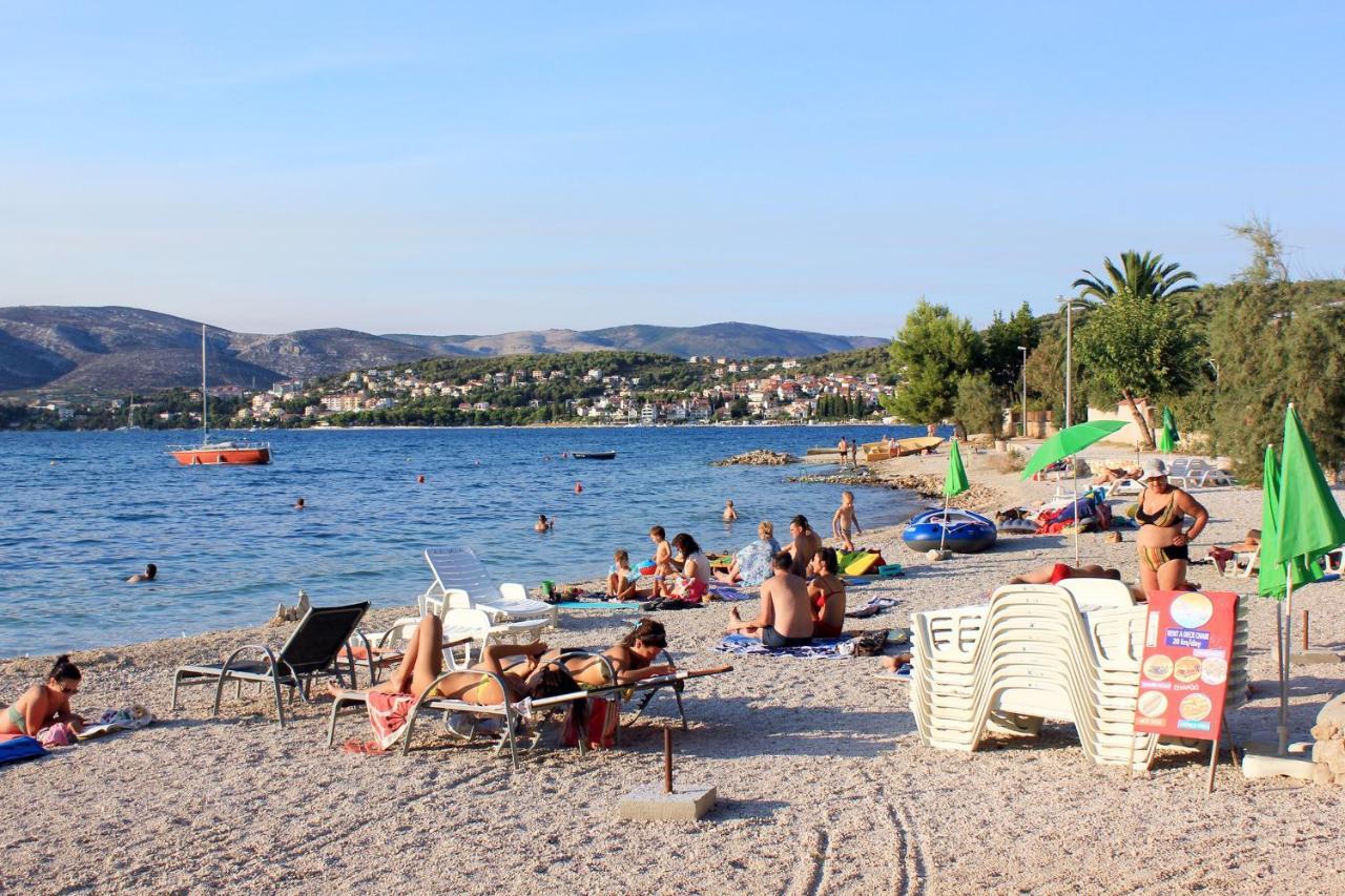 Apartments By The Sea Okrug Gornji, Ciovo - 1111 Trogir Exterior photo