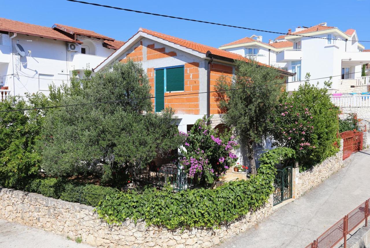 Apartments By The Sea Okrug Gornji, Ciovo - 1111 Trogir Exterior photo